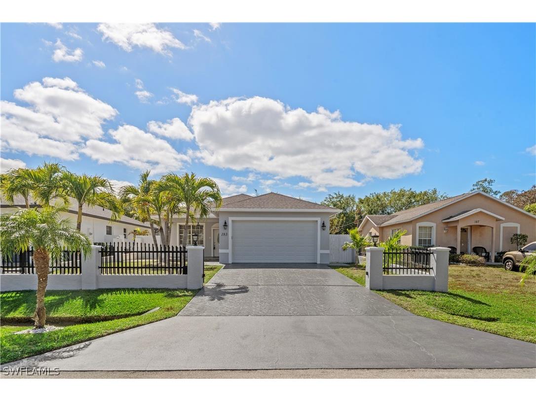 183 7th Street Naples FL 34113 226008097 image1