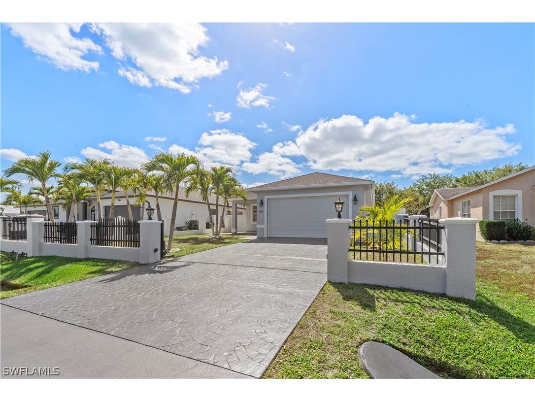 183 7th Street Naples FL 34113 226008097 image3