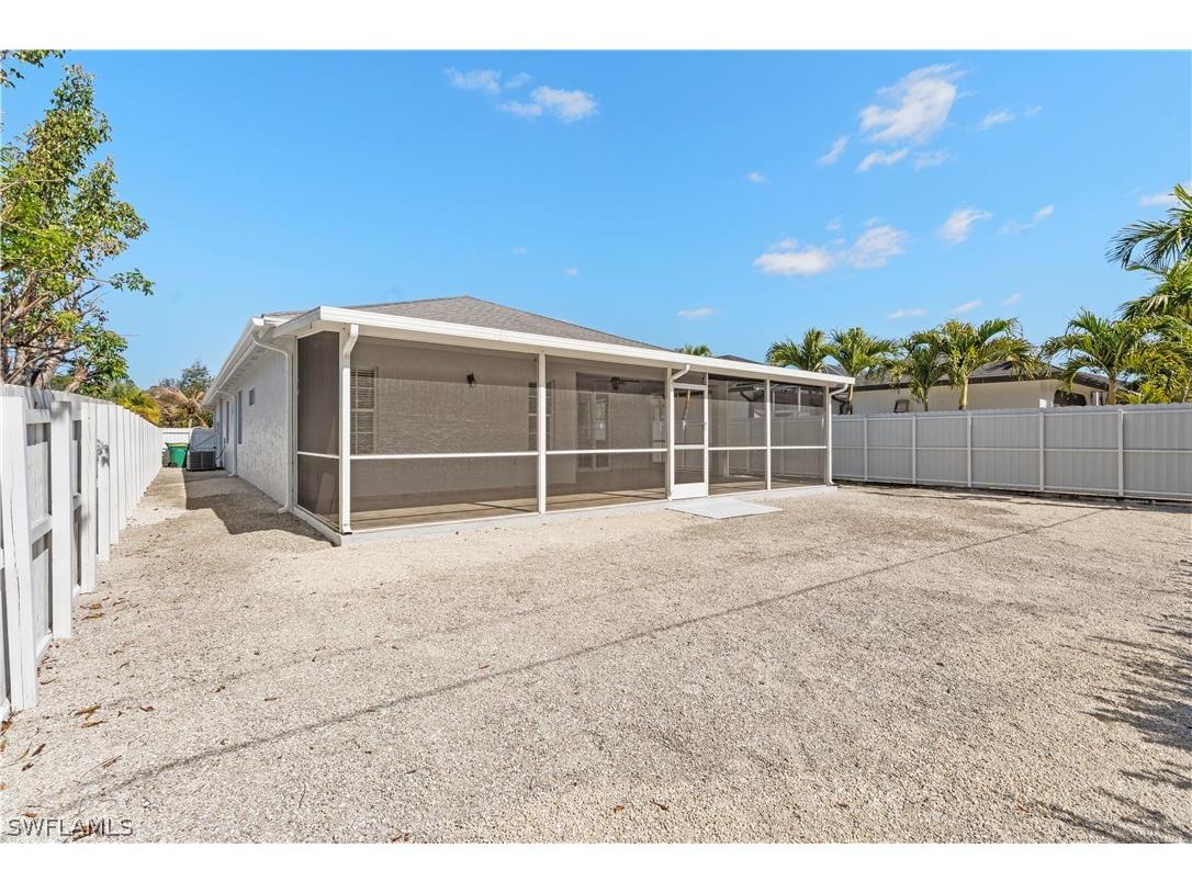 183 7th Street Naples FL 34113 226008097 image40