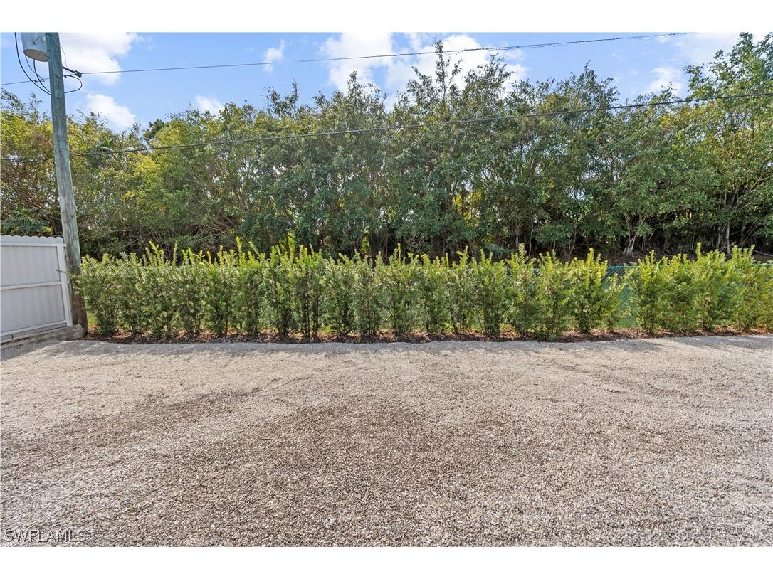 183 7th Street Naples FL 34113 226008097 image41