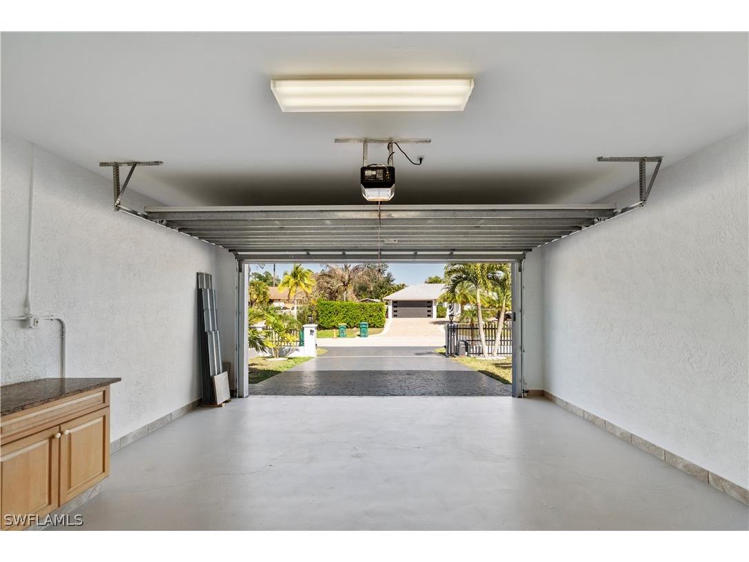 183 7th Street Naples FL 34113 226008097 image46