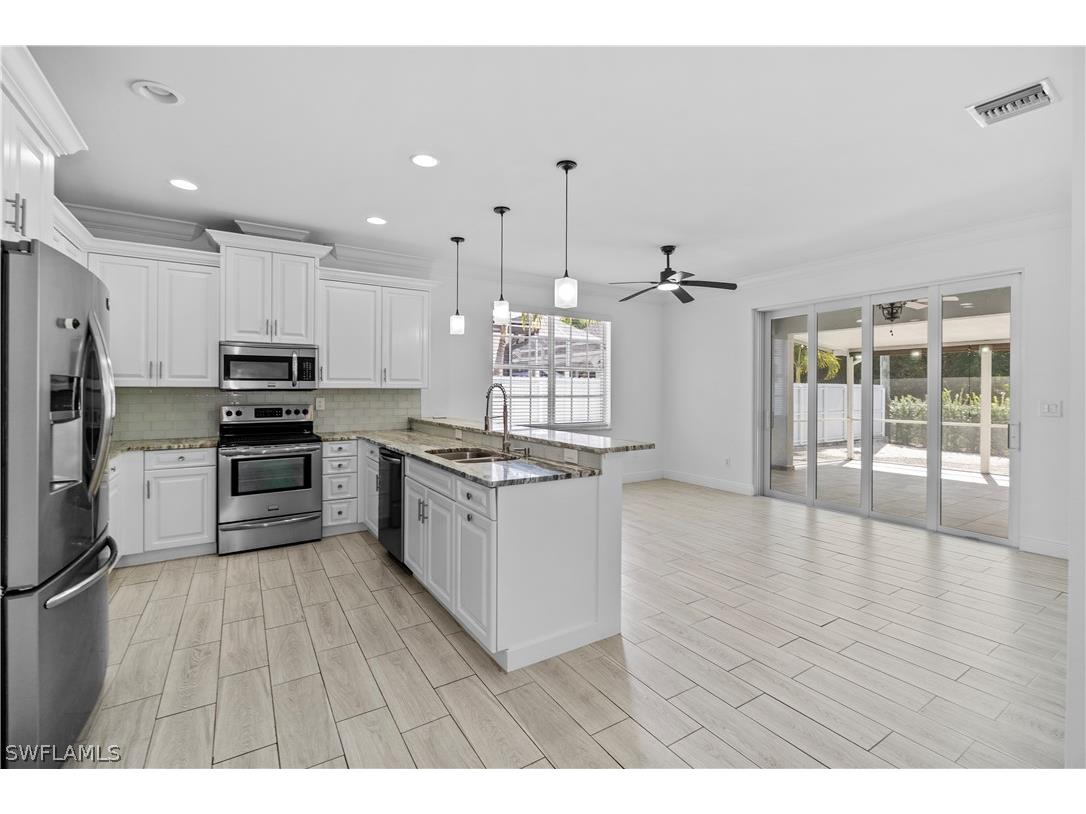 183 7th Street Naples FL 34113 226008097 image9