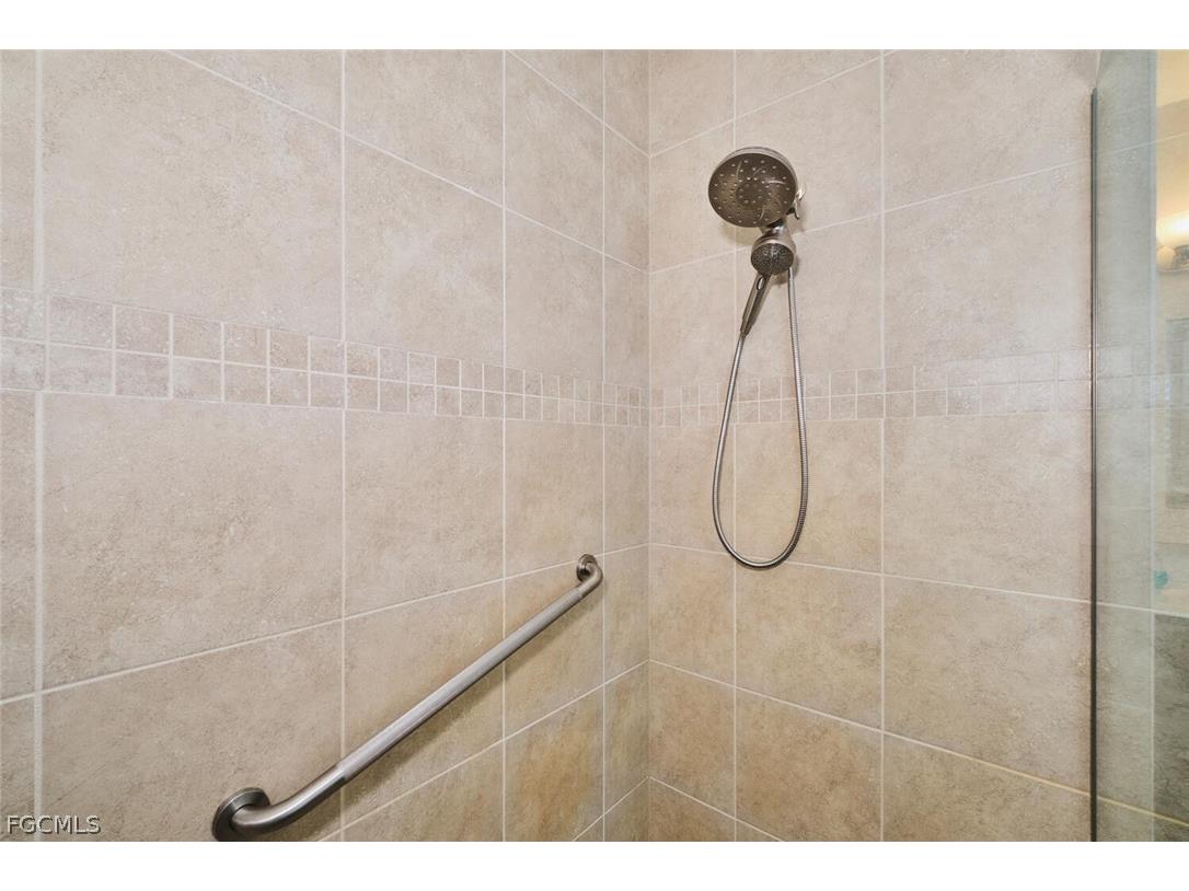 183 Destiny Circle Cape Coral FL 33990 2026012023 image19