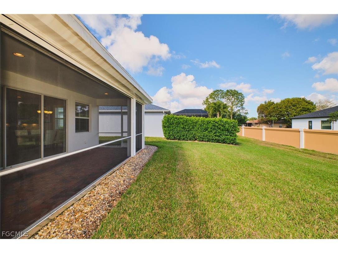 183 Destiny Circle Cape Coral FL 33990 2026012023 image31