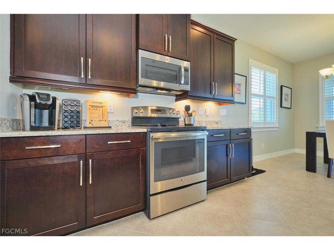 183 Destiny Circle Cape Coral FL 33990 2026012023 image8
