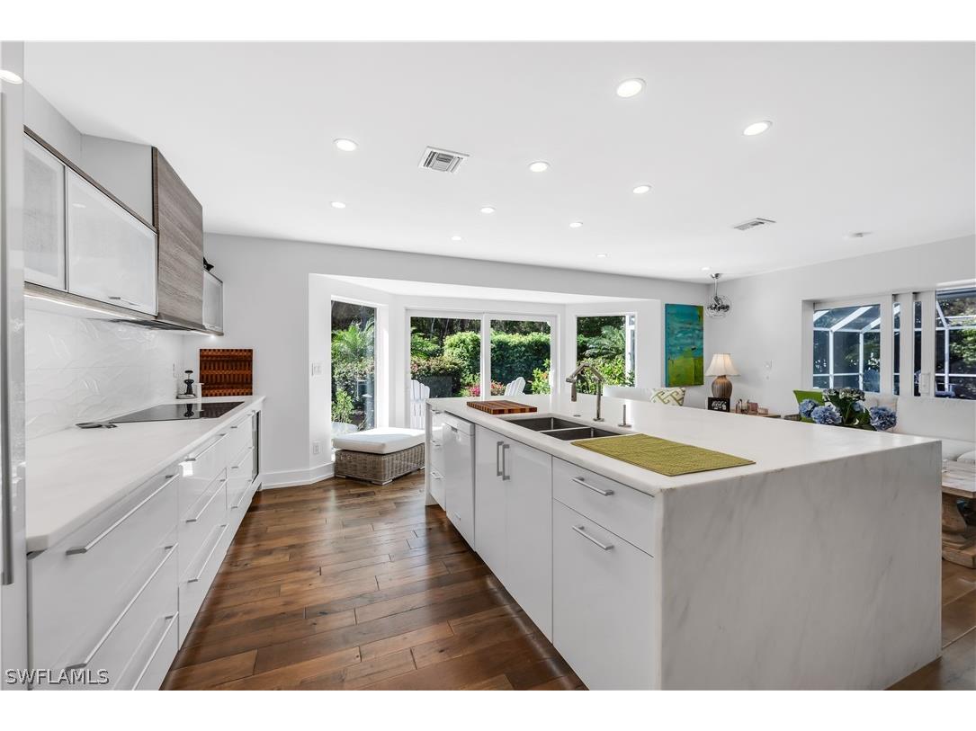 183 Edgemere Way S Naples FL 34105 226012261 image10