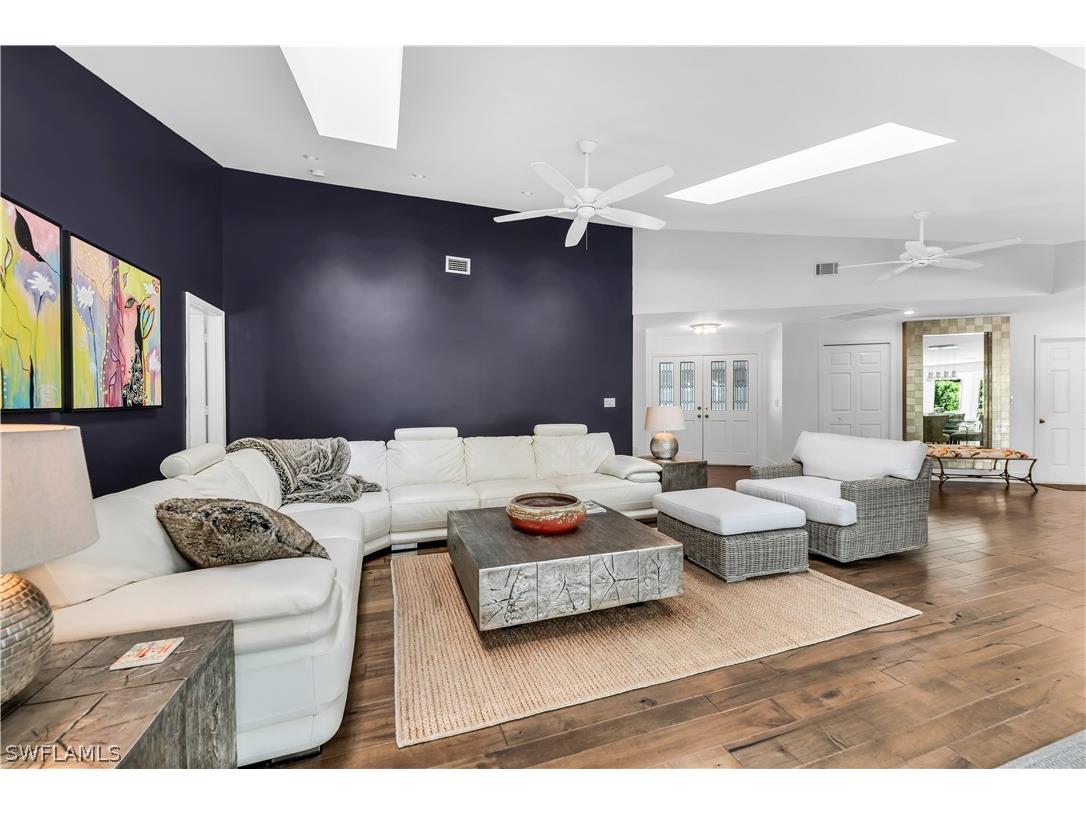 183 Edgemere Way S Naples FL 34105 226012261 image4