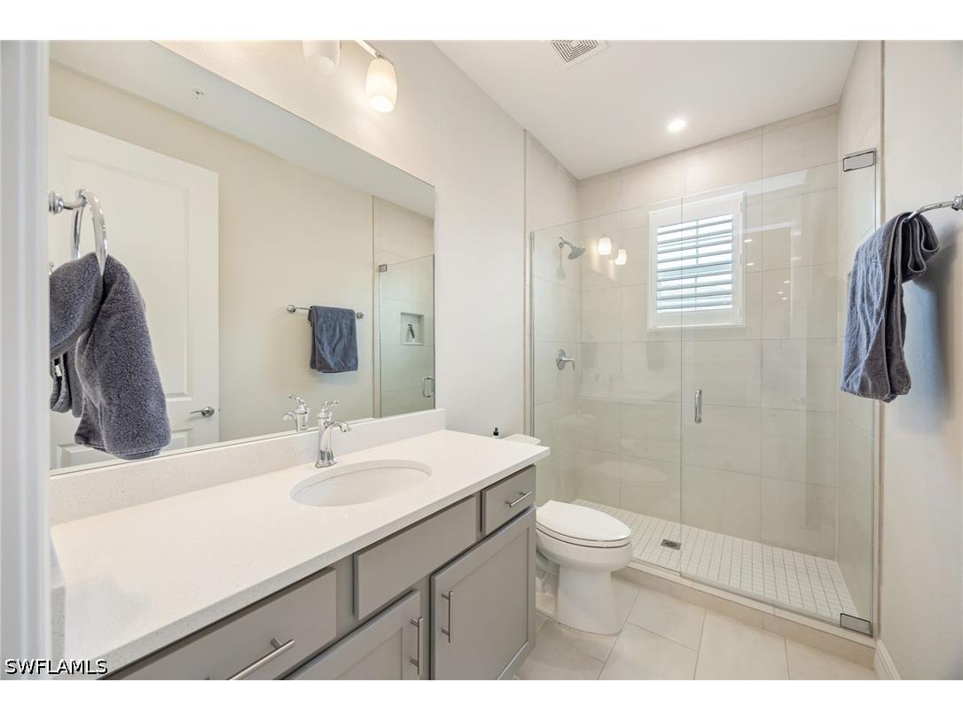 183 Indies Drive E #202 Naples FL 34114 226017714 image16
