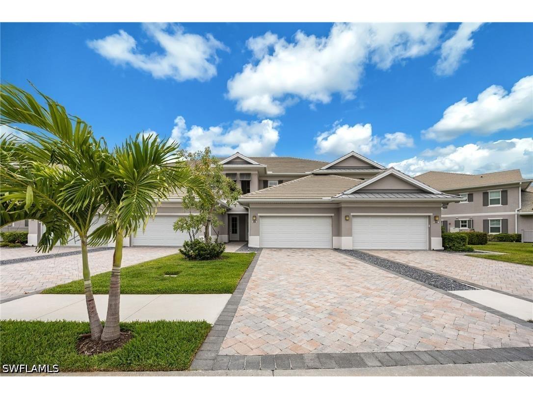 183 Indies Drive E #202 Naples FL 34114 226017714 image2