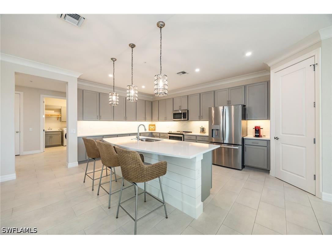 183 Indies Drive E #202 Naples FL 34114 226017714 image5