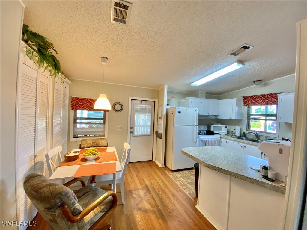 183 Oceans Boulevard #183 Naples FL 34104 225063669 image7