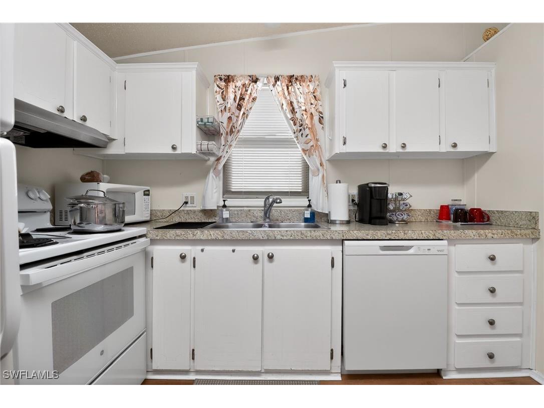 183 Oceans Boulevard #183 Naples FL 34104 226005259 image9