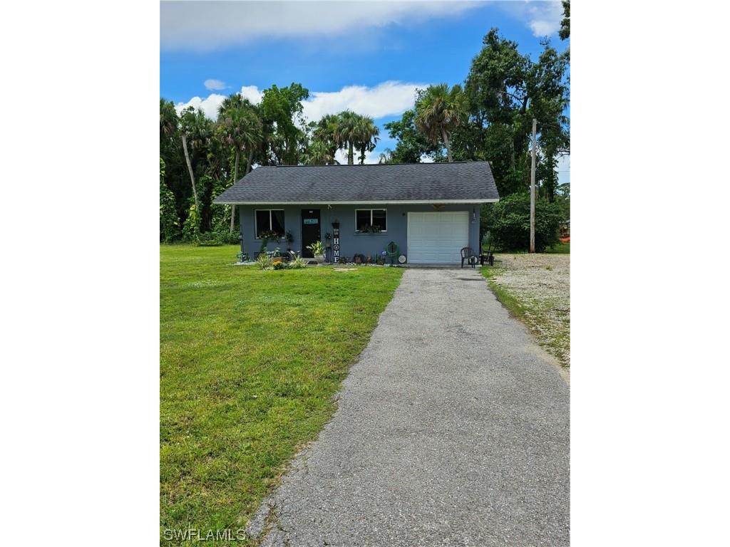183 W Mariana Avenue North Fort Myers FL 33903 223051774 image1