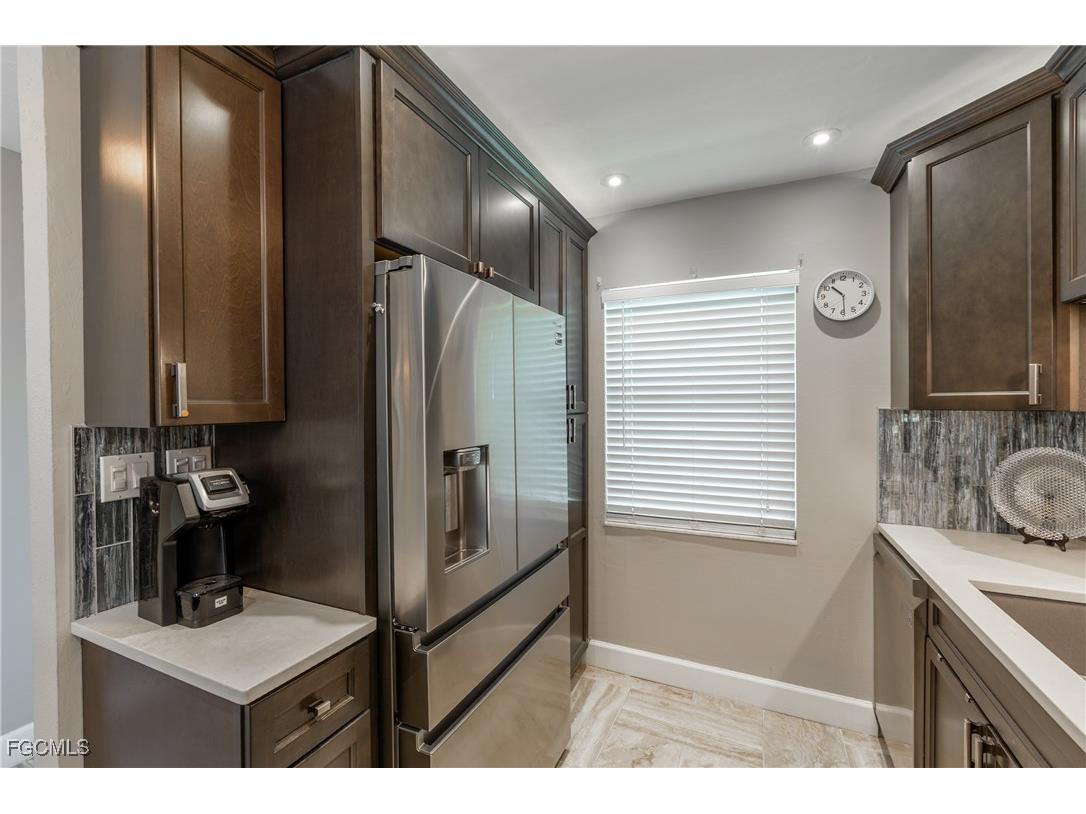 1830 Brantley Road #F2 Fort Myers FL 33907 2025022122 image6