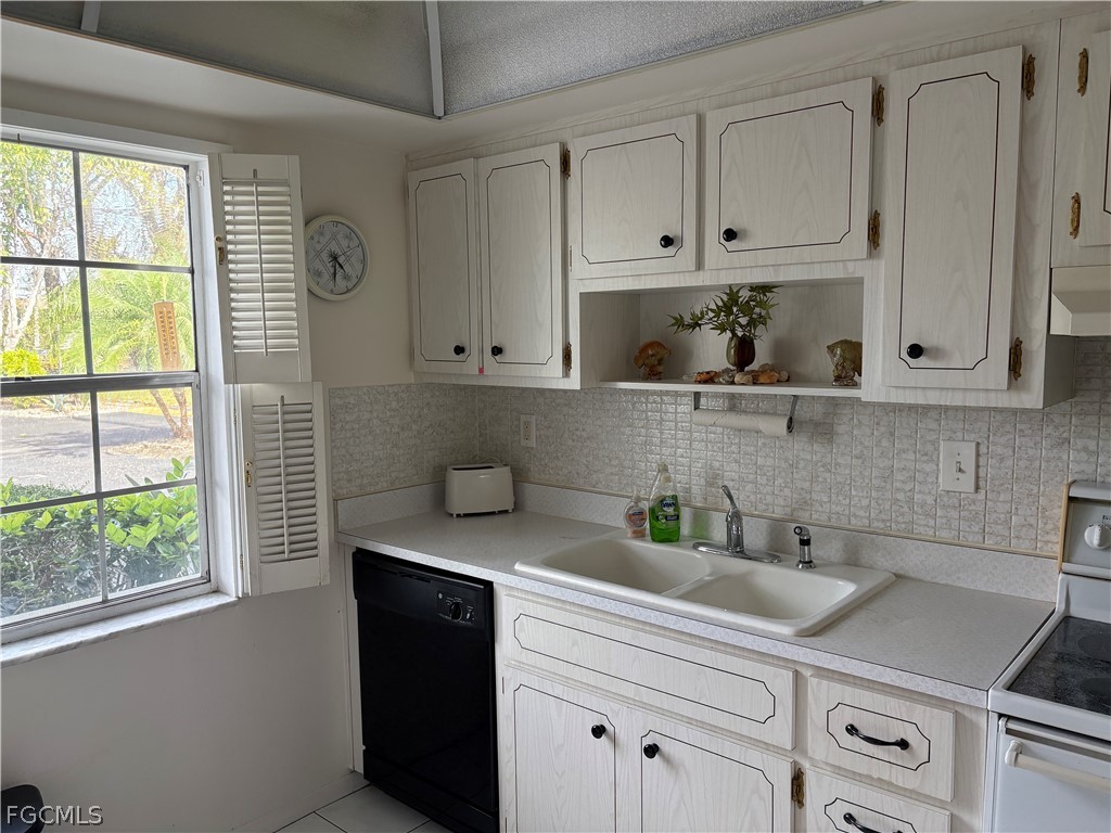 1830 Brantley Road #J1 Fort Myers FL 33907 2026013861 image5