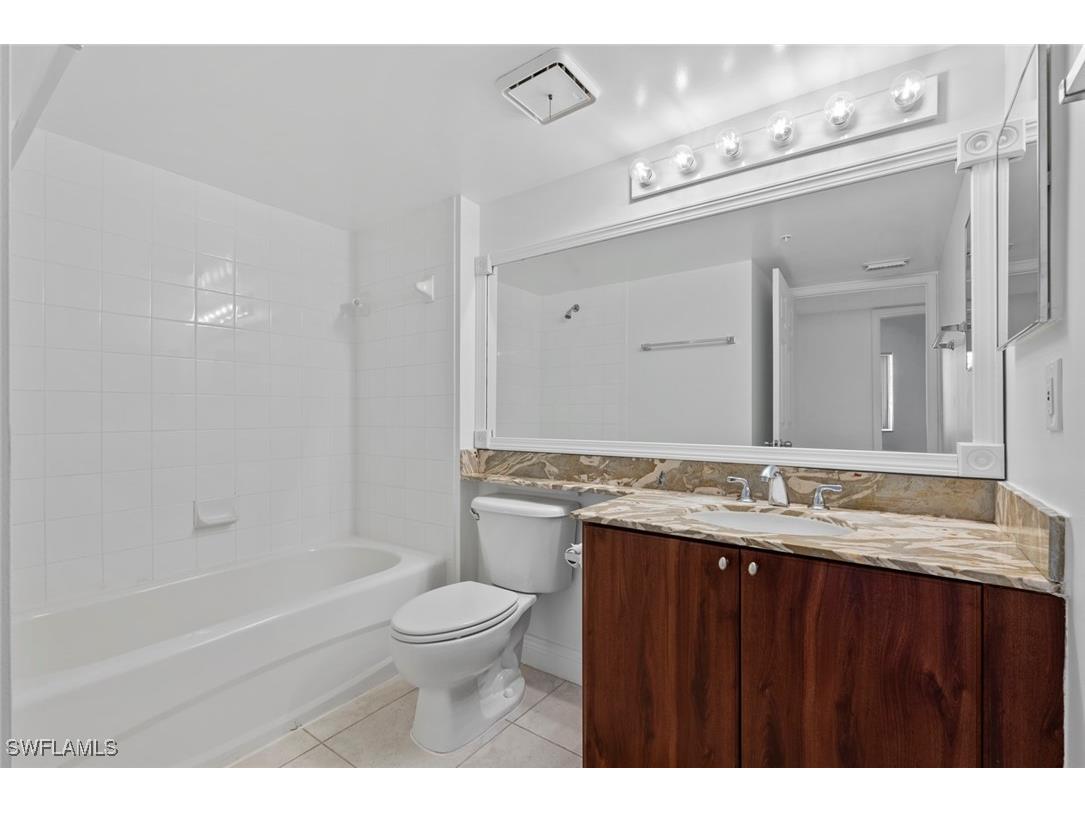 1830 Florida Club Circle #4202 Naples FL 34112 225080223 image14