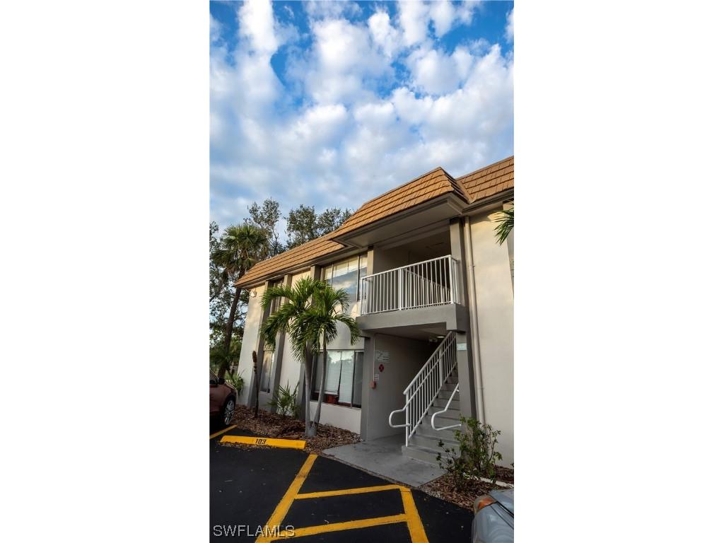 1830 Maravilla Avenue #107 Fort Myers FL 33901 223014739 image1