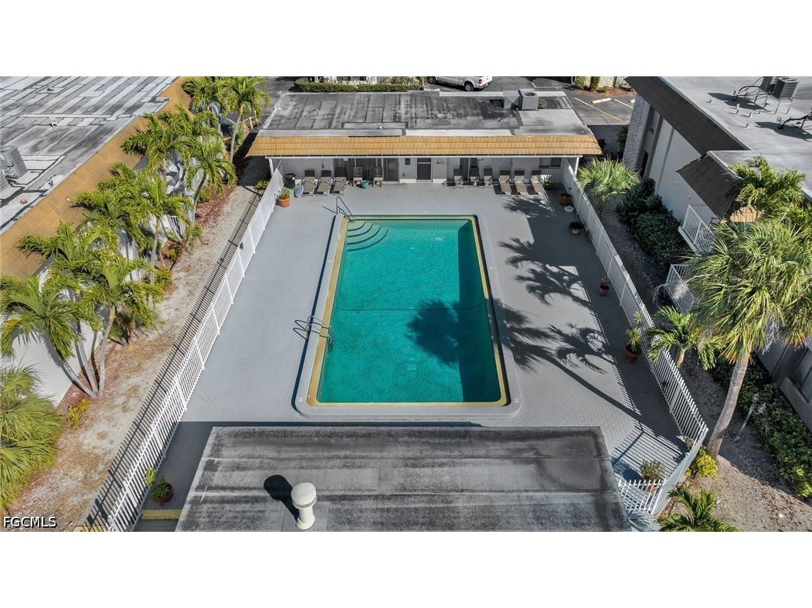 1830 Maravilla Avenue #321 Fort Myers FL 33901 2026016993 image2