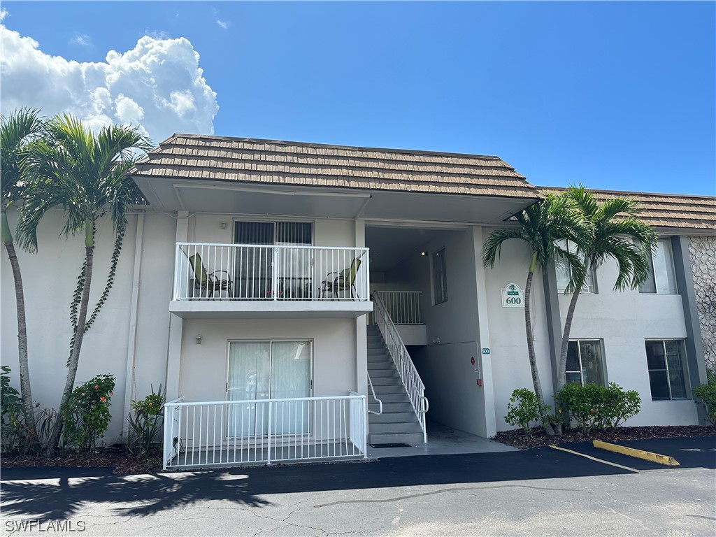 1830 Maravilla Avenue #611 Fort Myers FL 33901 223061163 image1