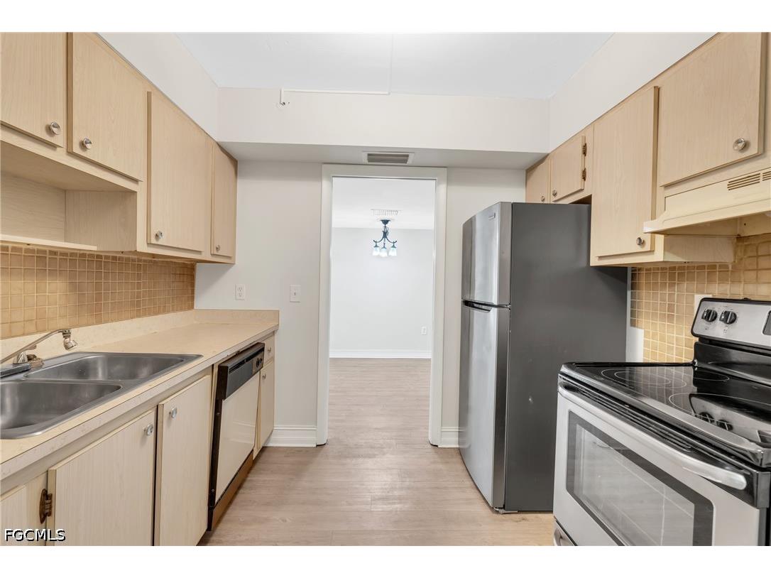 1830 Maravilla Avenue #806 Fort Myers FL 33901 2026024051 image12