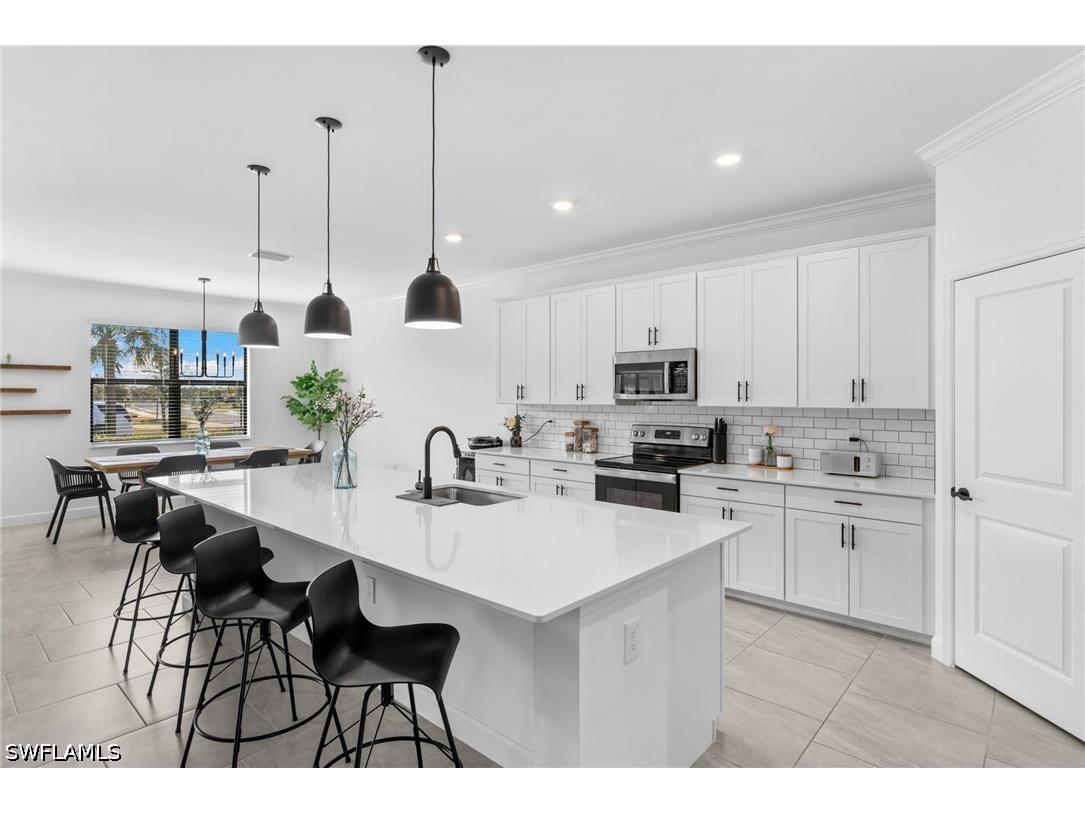 18307 Parksville Drive Estero FL 33928 226016759 image1