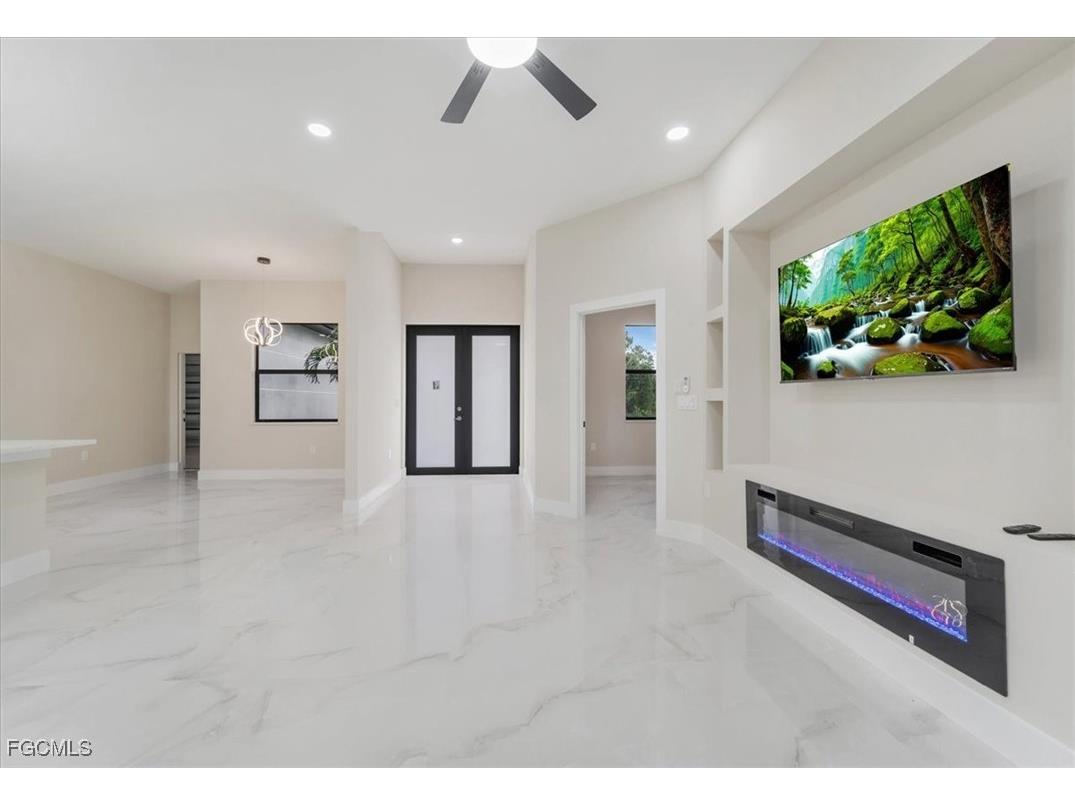 1831 Richmond Avenue N Lehigh Acres FL 33972 2025011299 image4