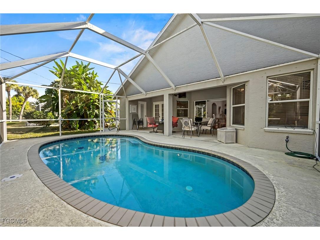 1831 SE Van Loon Terrace Cape Coral FL 33990 2025024932 image20