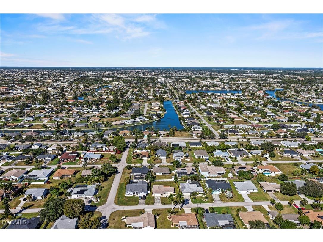 1831 SE Van Loon Terrace Cape Coral FL 33990 2025024932 image33