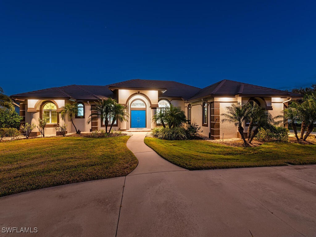 1832 Imperial Golf Co Boulevard Naples FL 34110 226004410 image1