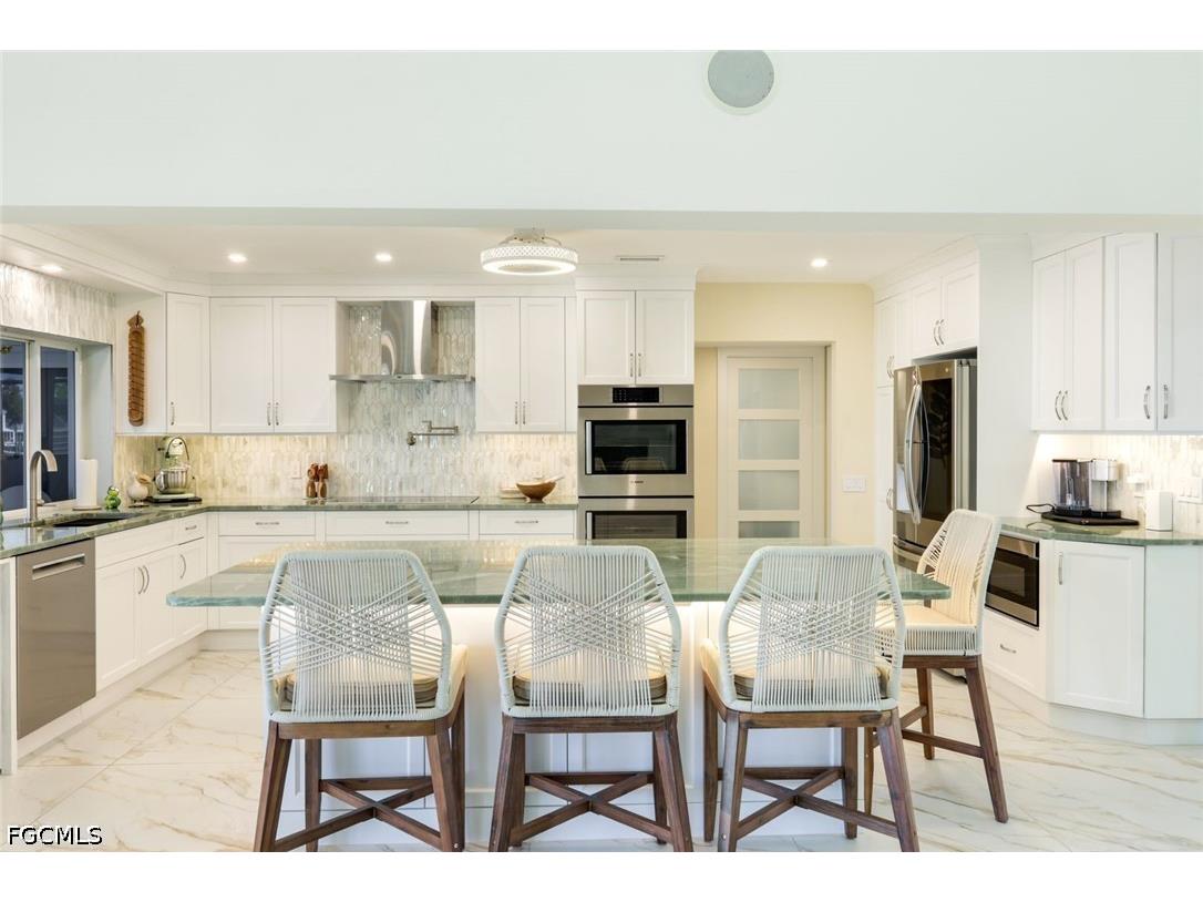 18323 Cutlass Drive Fort Myers Beach FL 33931 2026018870 image2