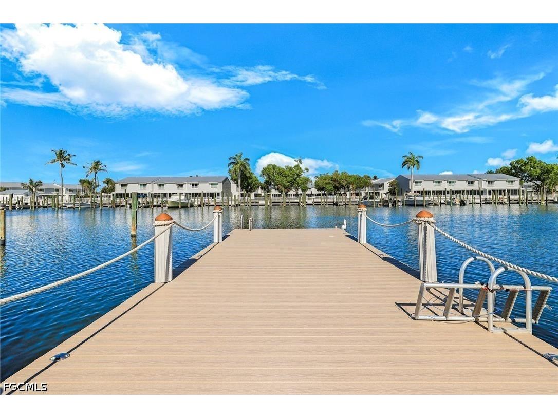 18323 Cutlass Drive Fort Myers Beach FL 33931 2026018870 image8