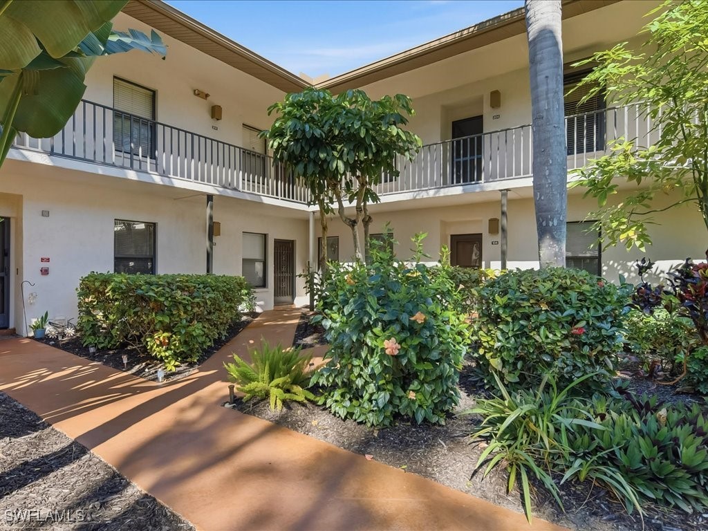 1833 Courtyard Way #E105 Naples FL 34112 226004115 image1