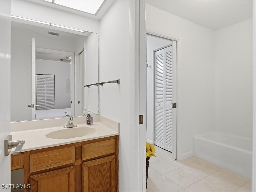 1833 Courtyard Way #E105 Naples FL 34112 226004115 image16
