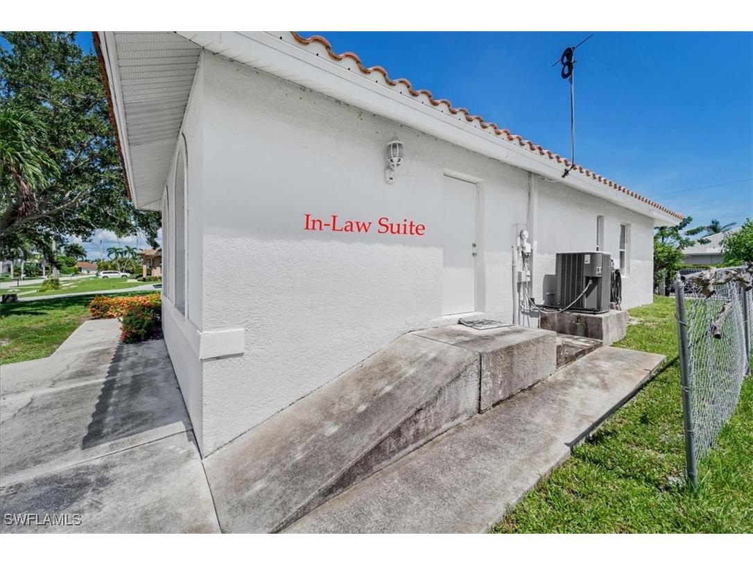 1833 N Bahama Avenue Marco Island FL 34145 225068383 image35