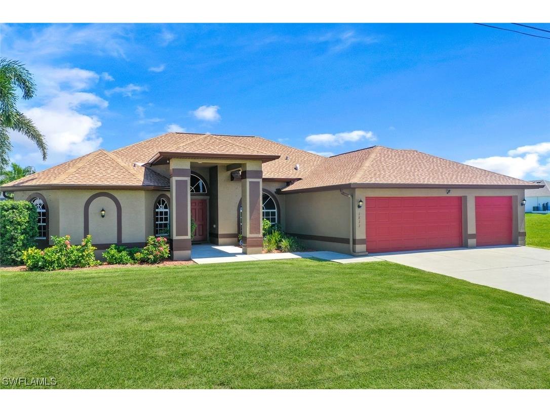 1833 NW 37th Avenue Cape Coral FL 33993 223067683 image1