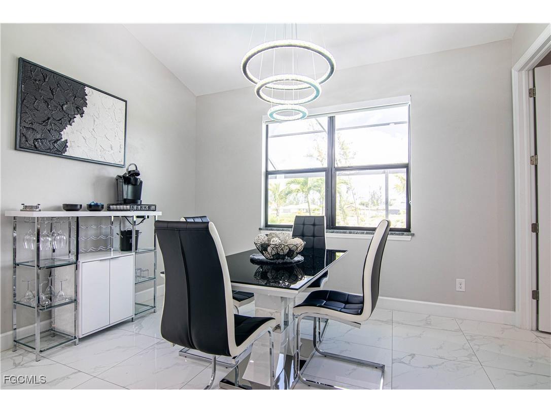 1833 SW 11th Terrace Cape Coral FL 33991 2025013883 image10