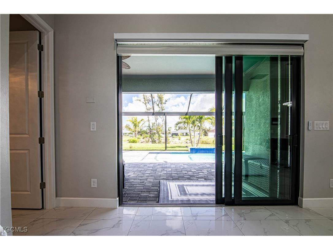 1833 SW 11th Terrace Cape Coral FL 33991 2025013883 image21