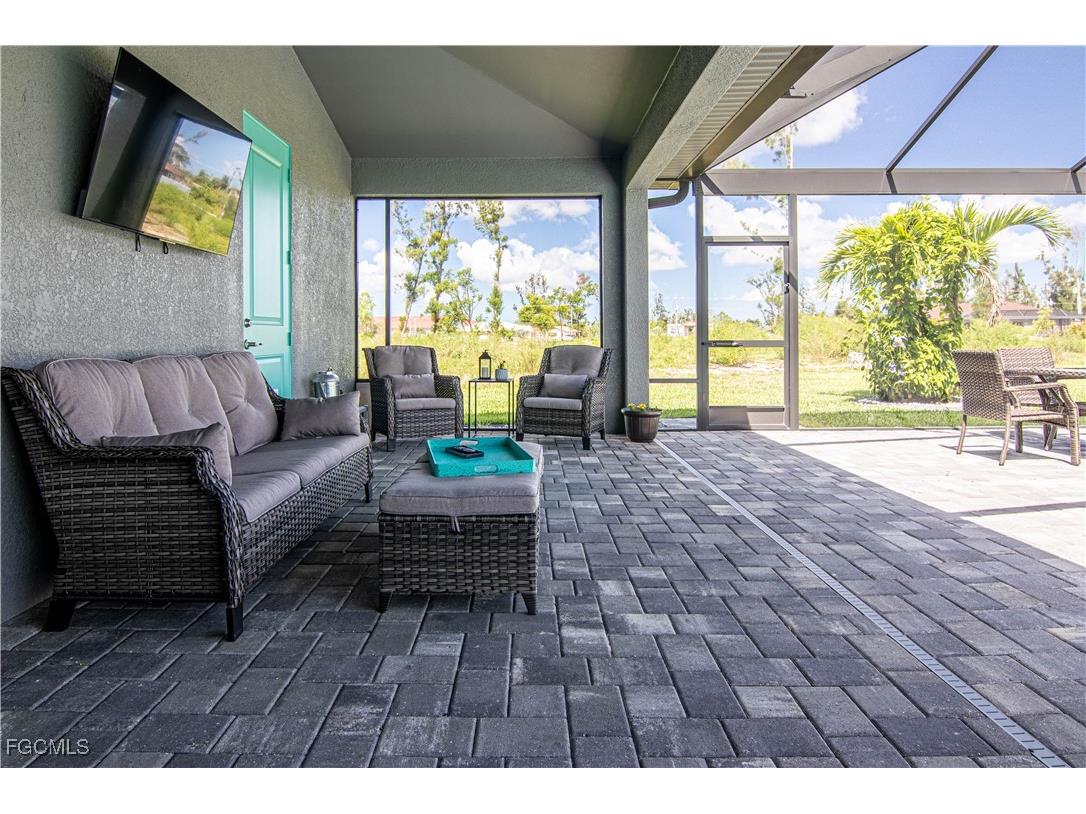 1833 SW 11th Terrace Cape Coral FL 33991 2025013883 image22