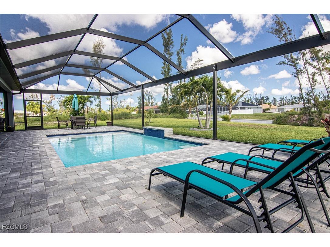 1833 SW 11th Terrace Cape Coral FL 33991 2025013883 image24