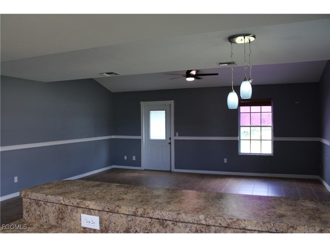 1834 NW 5th Place Cape Coral FL 33993 2025004391 image10