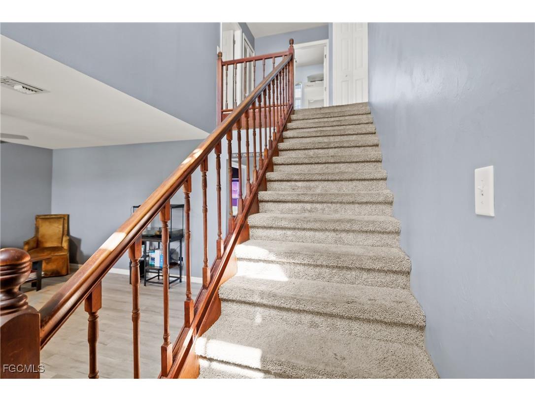 1834 NW 5th Place Cape Coral FL 33993 2025004391 image17