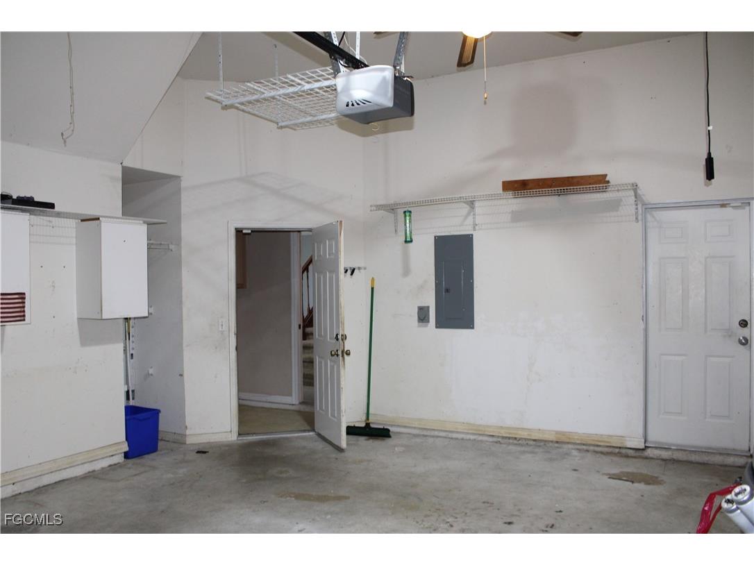 1834 NW 5th Place Cape Coral FL 33993 2025004391 image33