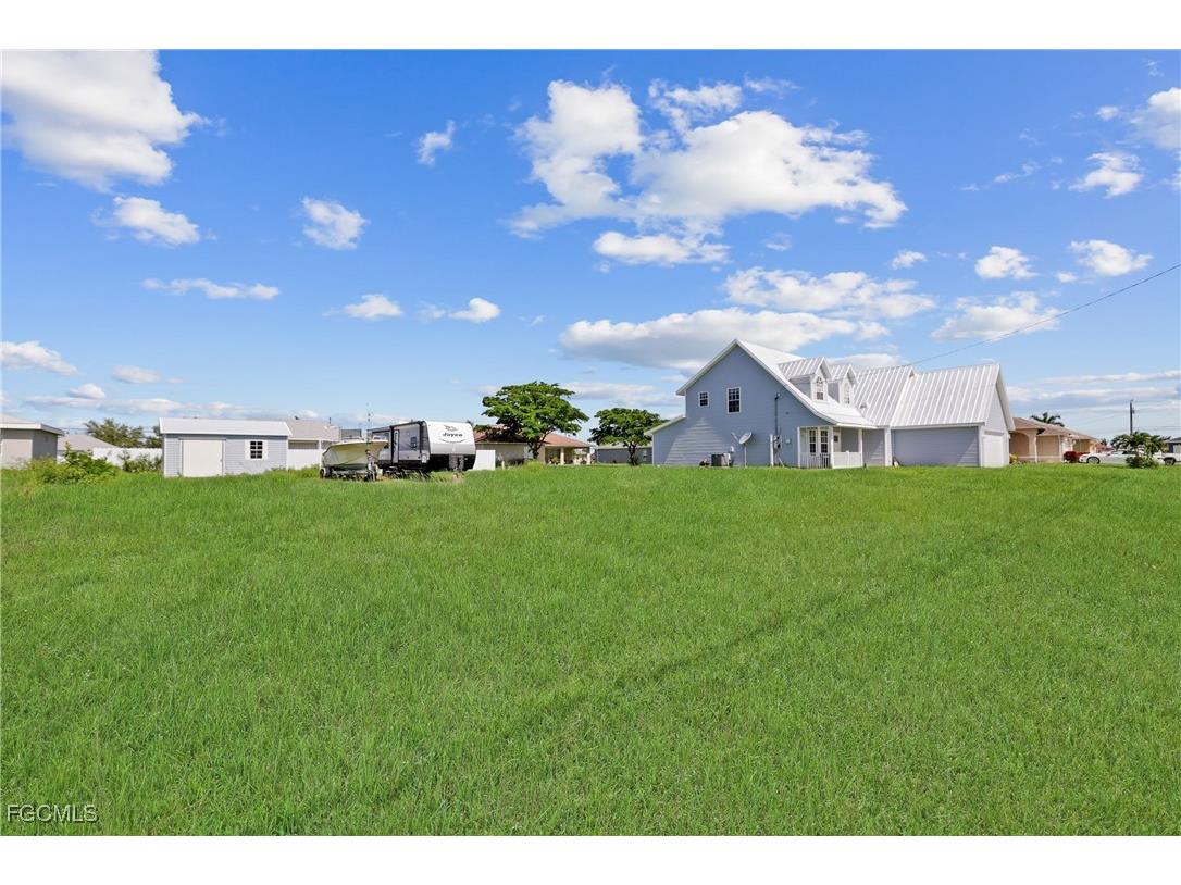 1834 NW 5th Place Cape Coral FL 33993 2025004391 image38