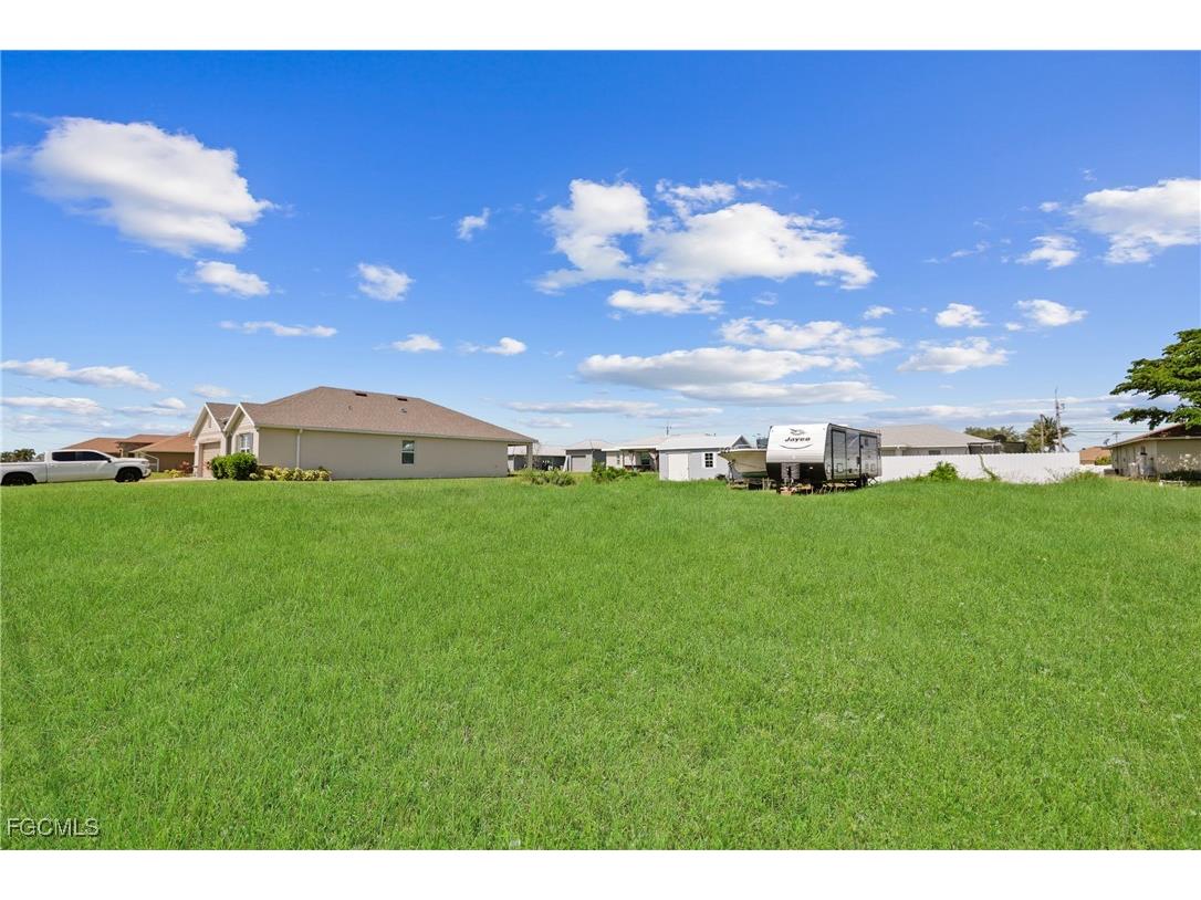 1834 NW 5th Place Cape Coral FL 33993 2025004391 image39