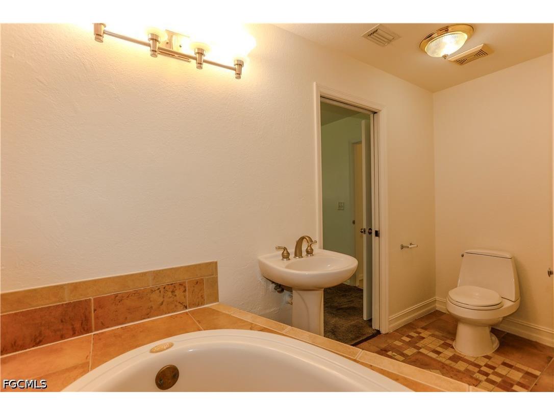 1834 NW 6th Avenue Cape Coral FL 33993 2026023114 image16