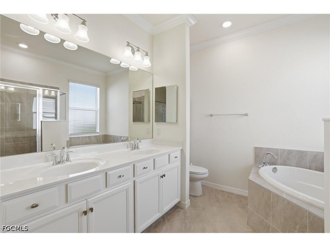1835 Alameda Drive Naples FL 34120 2026028822 image19