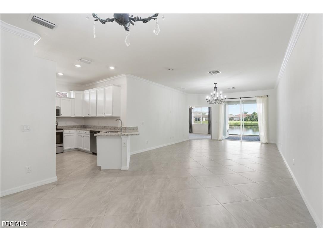 1835 Alameda Drive Naples FL 34120 2026028822 image4