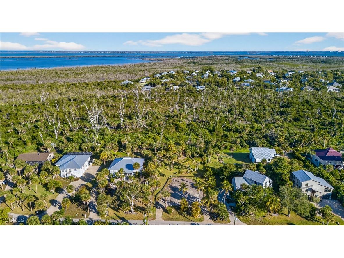1835 Ardsley Way Sanibel FL 33957 2025025678 image11