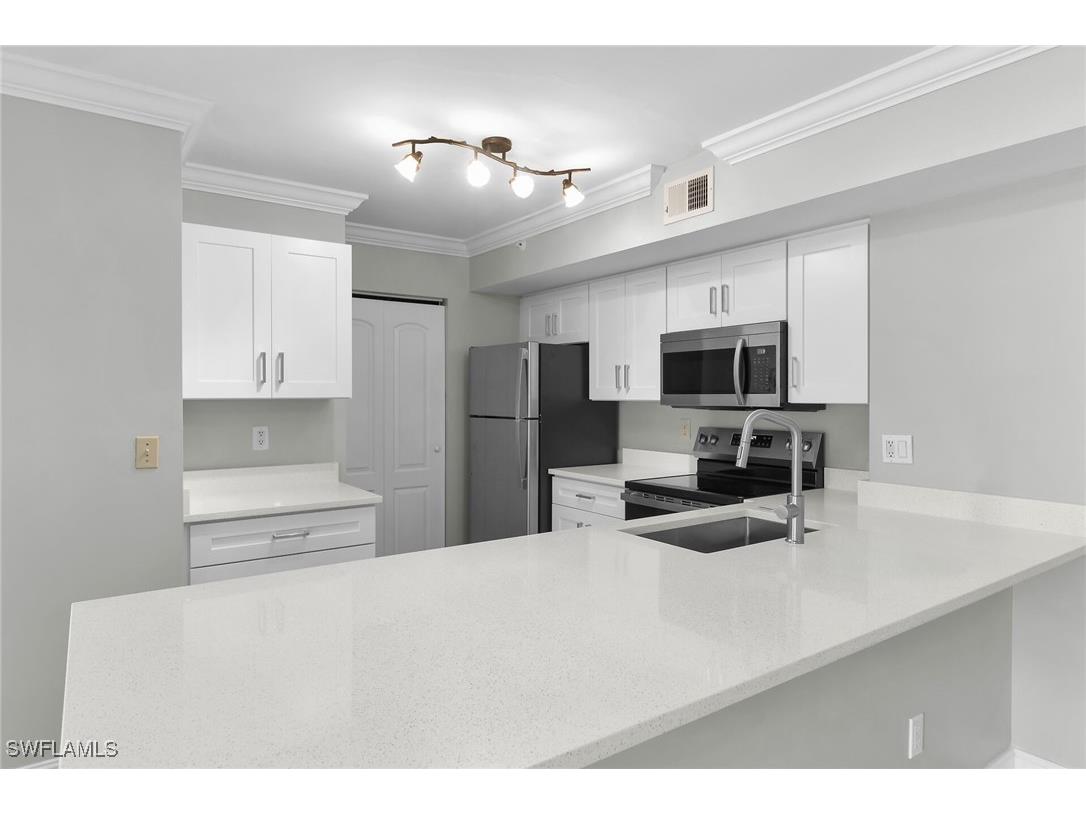 1835 Florida Club Circle #3107 Naples FL 34112 225063580 image16