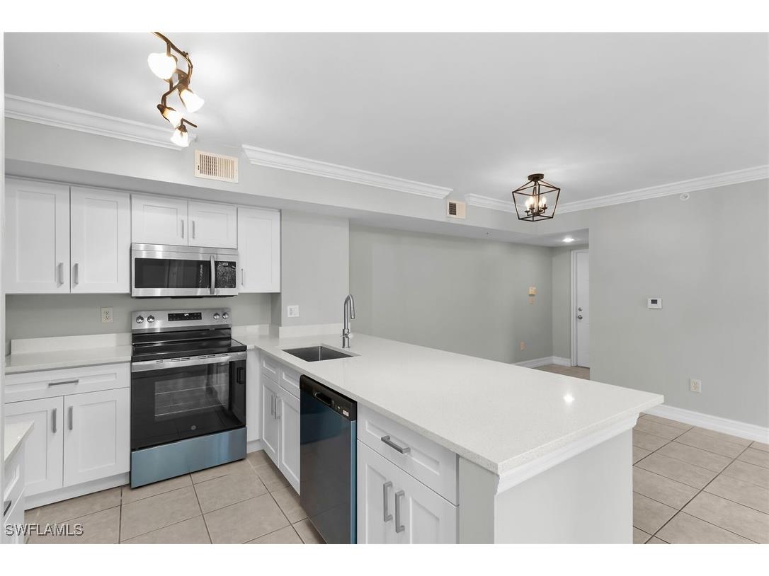 1835 Florida Club Circle #3107 Naples FL 34112 225063580 image17